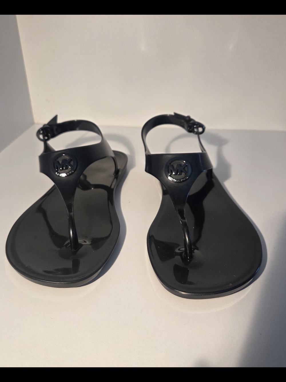 Michael Kors Glossy Black Jelly T-Strap Sandals with MK Emblem Size 7